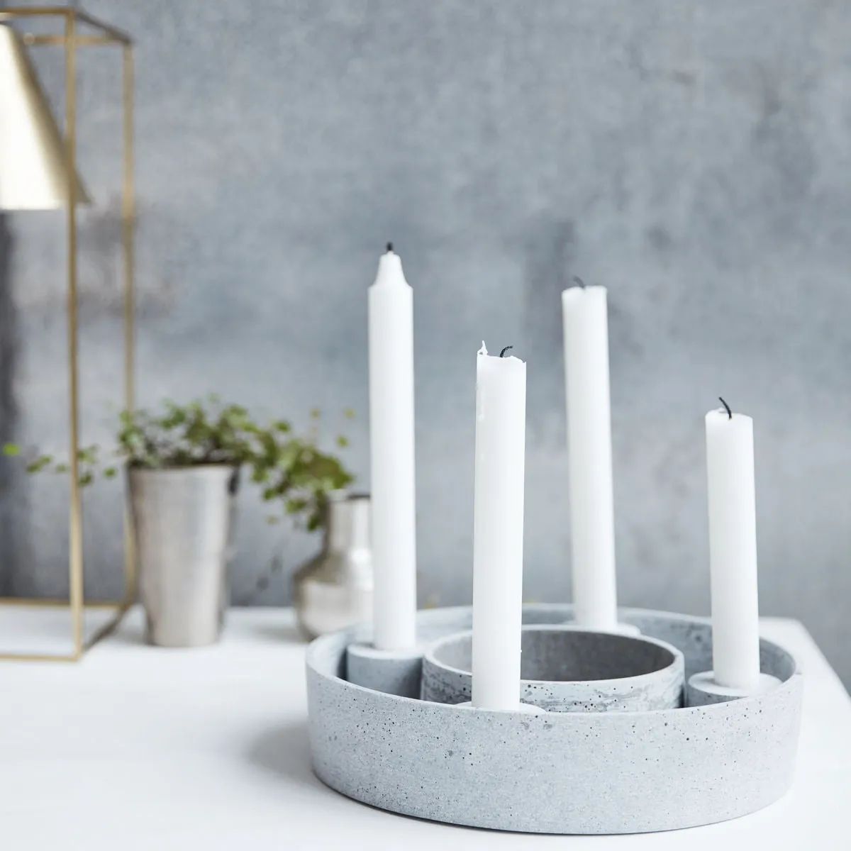 CANDLE STAND THE RING | GREY