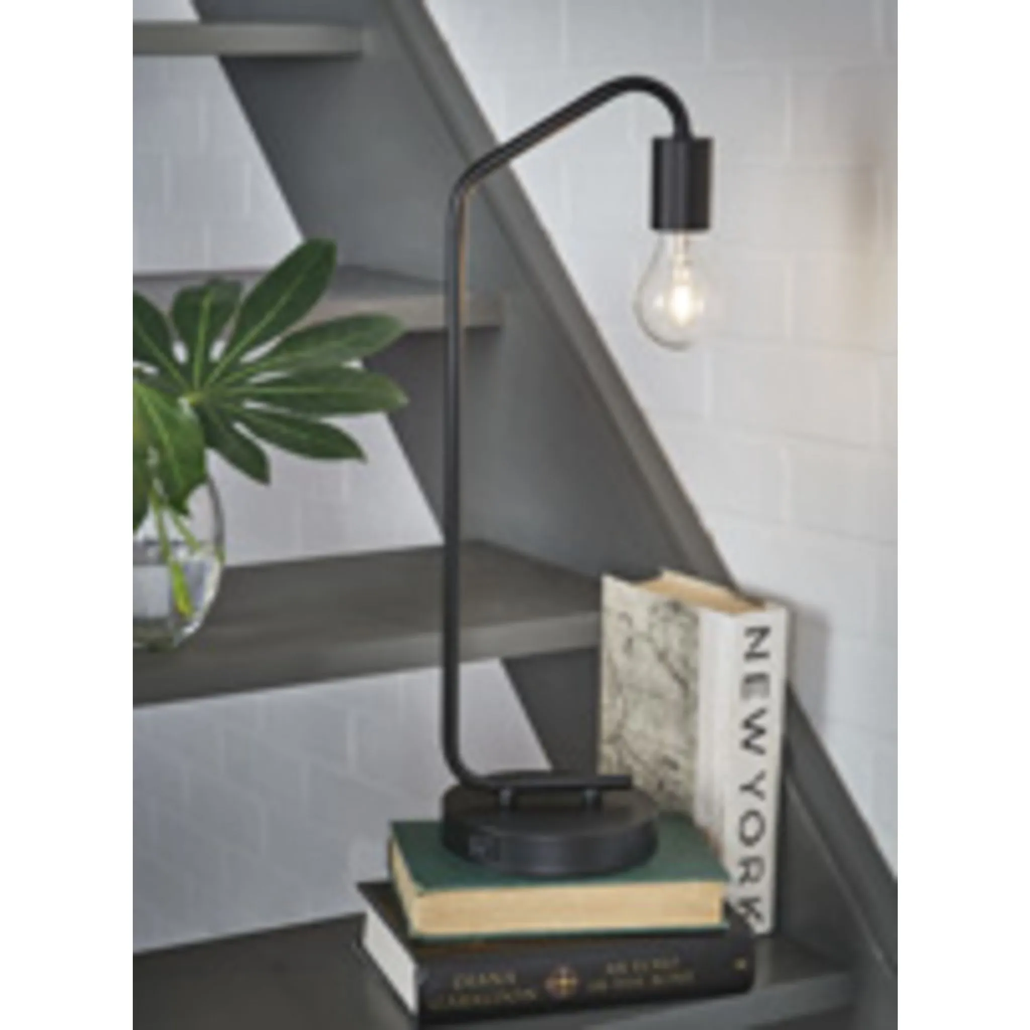 Covybend Desk Lamp (Single)