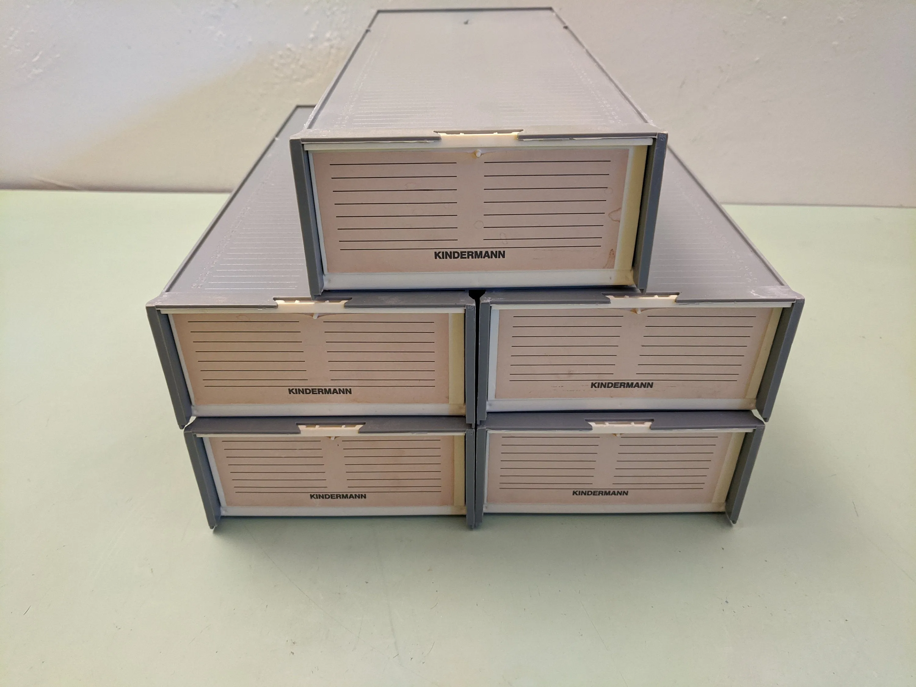 Kindermann 35mm Slide Storage Chest F*S  with 2 Universal Trays for 100x 5 x 5cm Slide Mounts