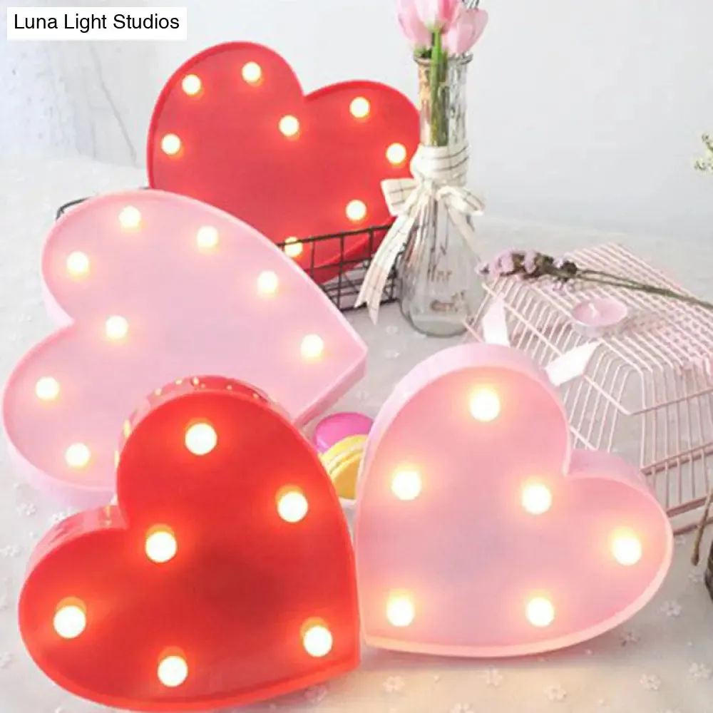 LED Heart Shaped Battery Nightstand Lamp – Decorative Plastic Bedroom Wall Lighting