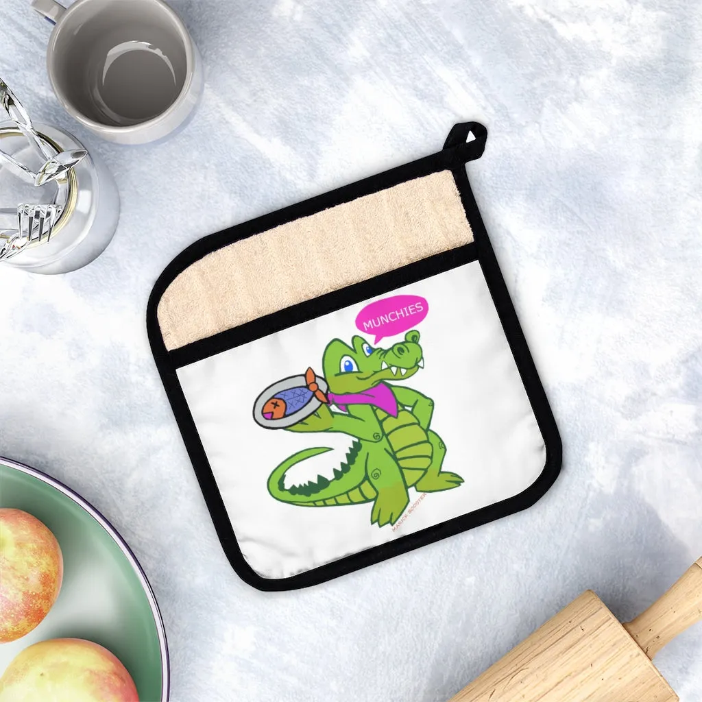 Munchies the Crocodile Pot Holder with Pocket